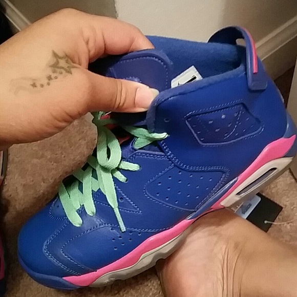 Air Jordan 6 - Picture 3 of 3