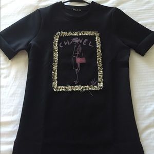 Black long length T-shirt
