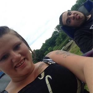 Meet your Posher, Mindy-joe