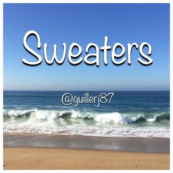 Sweaters 🍂🍁🍃 - Picture 1 of 1