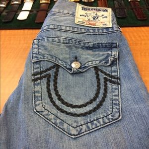 Men's True Religion jeans
