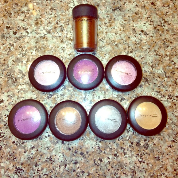Mac eye shadows and concealer