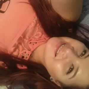 Meet your Posher, Alejandra