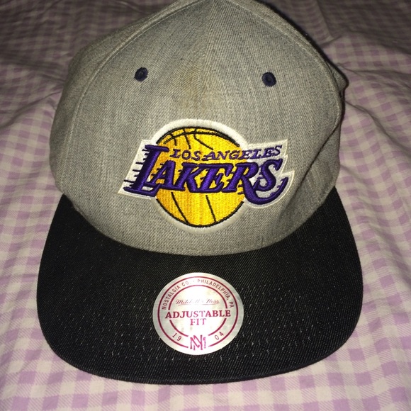 Los Angeles Lakers adjustable fit hat