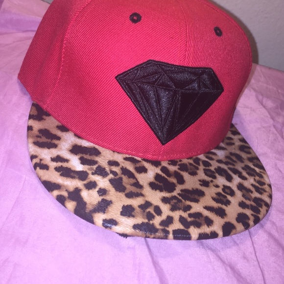 Diamond snap back