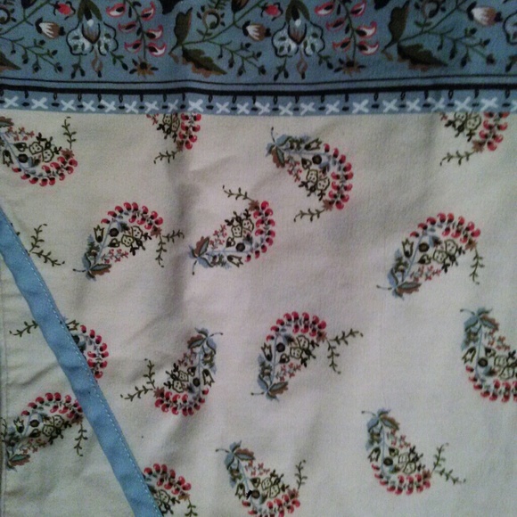 Scrub Top - Picture 4 of 4