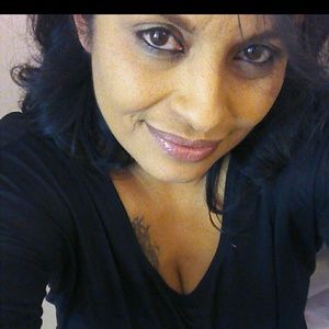 Meet your Posher, Perla