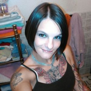 Meet your Posher, Korie