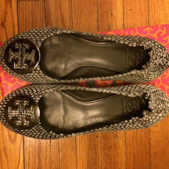 Tory Burch Shoes - Tory Burch Reva Ballet Flats ✨