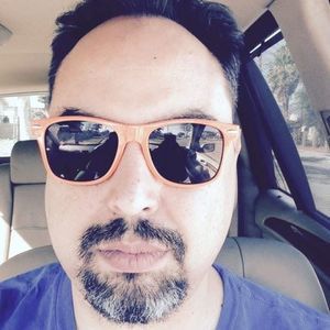 Meet your Posher, Javier