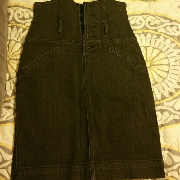 High waist skirt