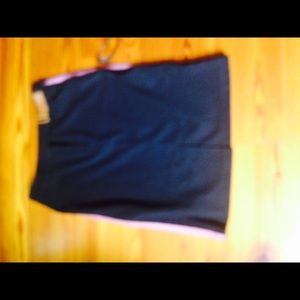 AA skirt