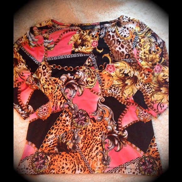 Printed Petite Top by Investment Petites Size PM - Picture 2 of 4