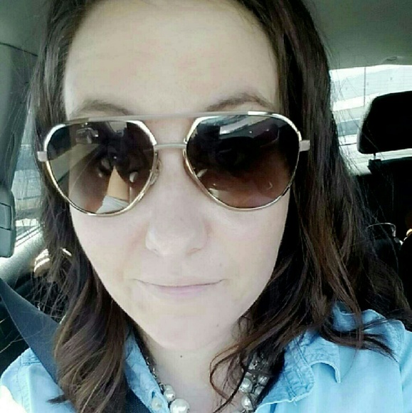 Meet your Posher, Katreona