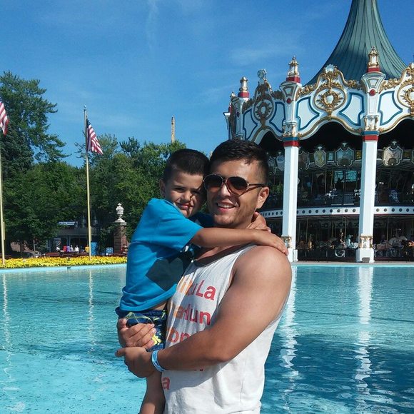 Meet your Posher, Santiago - Picture 1 of 1