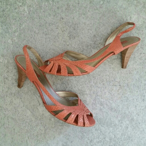 Nine West coral high heels size 9