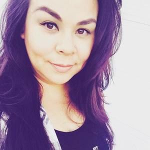 Meet your Posher, Angelique