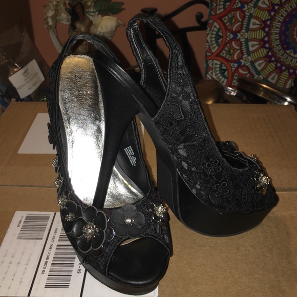 Peep toe heels - Picture 4 of 4
