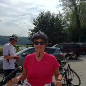 Meet your Posher, Dawne