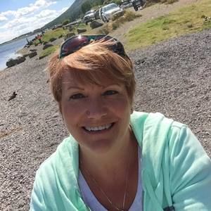 Meet your Posher, Lynsey