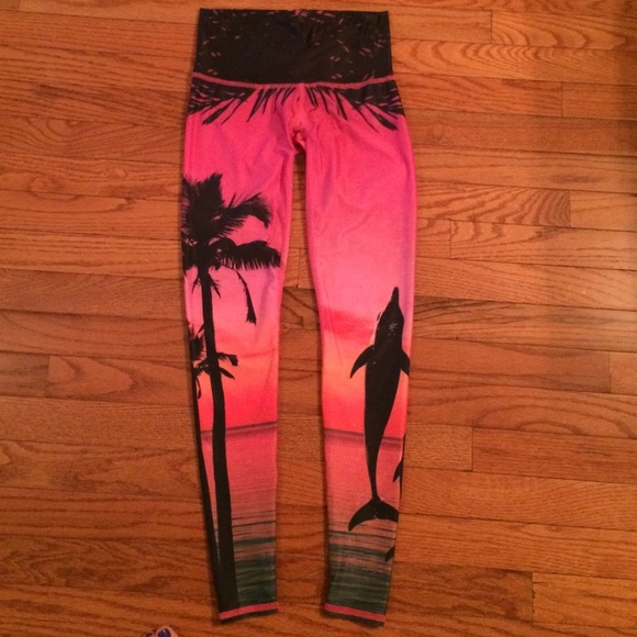 Teeki Pants - Teeki Love the Adventure Hot Pants XS