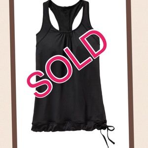 Athleta • Tinker Tank 2 • NWOT • M