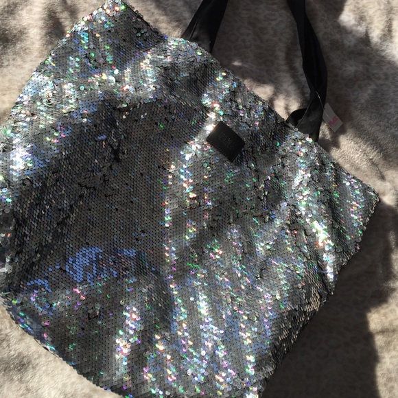 NWT Victoria's Secret PINK tote/weekend bag