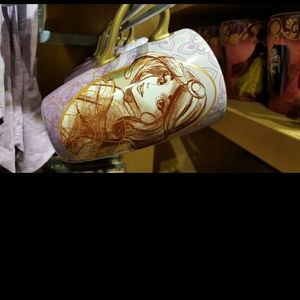 Meet your Posher, Erika