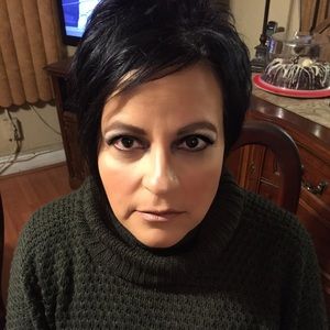 Meet your Posher, Jeanine