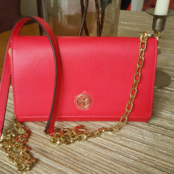 **SOLD** Authentic Tory Burch Robinson Crossbody