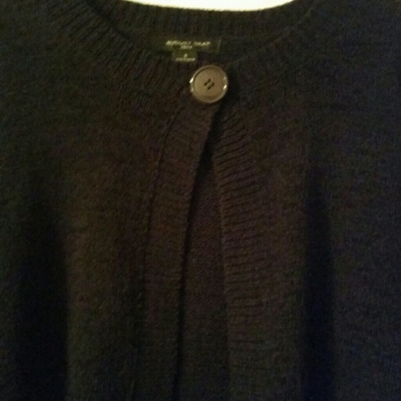 Final markdown Black bolero sweater - Picture 3 of 3