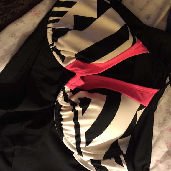 Bathing suit 2piece BODY GLOVE