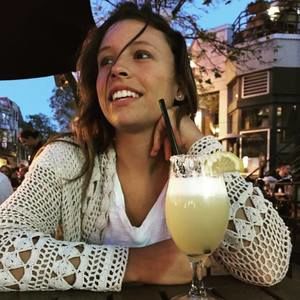 Meet your Posher, Arielle