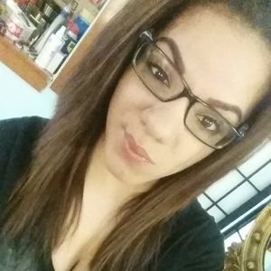 Meet your Posher, Rokiesha