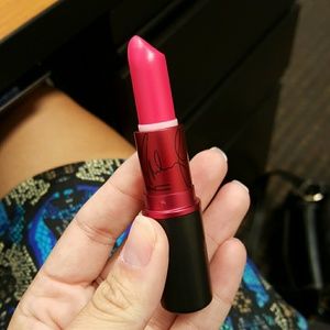 MAC viva glam Miley I