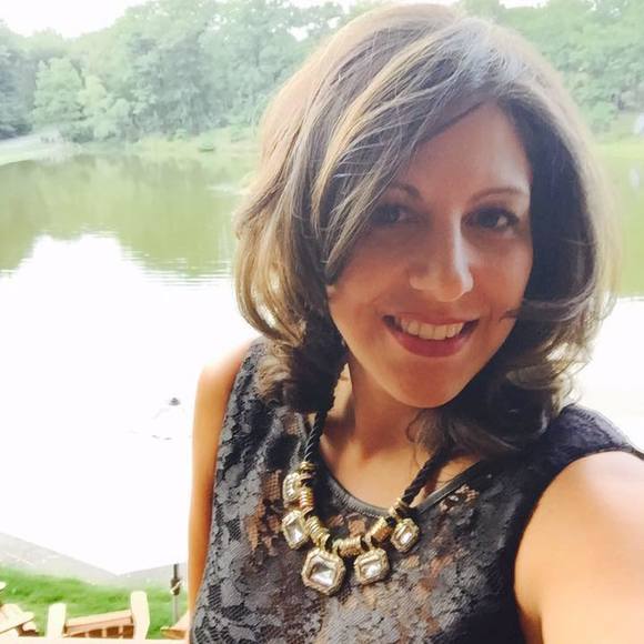 Meet your Posher, Mariella