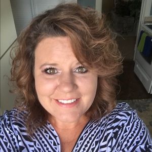 Meet your Posher, Karin