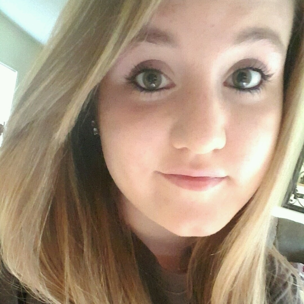 Meet your Posher, Katlyn