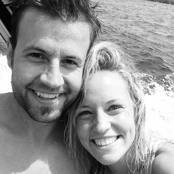 Meet your Posher, Deb - Picture 1 of 1