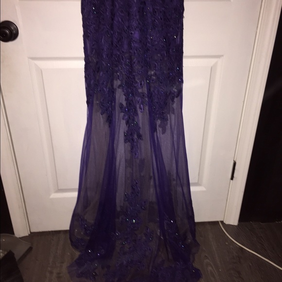 Stunning homecoming deep blue detailed dress - Picture 3 of 4