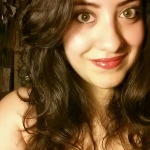 Meet your Posher, Karina