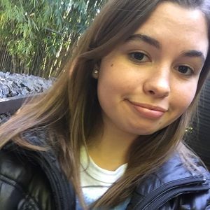 Meet your Posher, Caroline