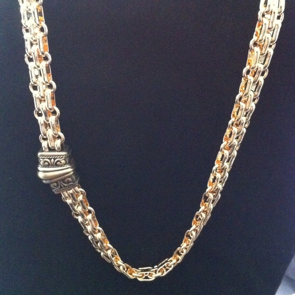 Gold-tone magnetic clasp chain necklace