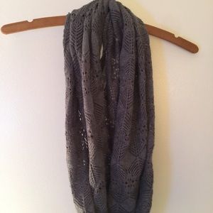 American Eagle Infinity Scarf