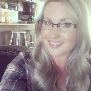 Meet your Posher, Lindsey