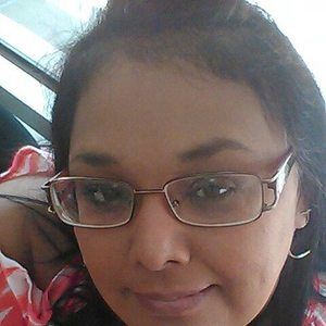 Meet your Posher, Yolanda