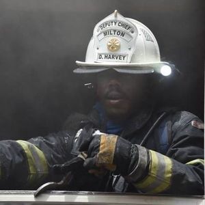 Meet your Posher, Derrick