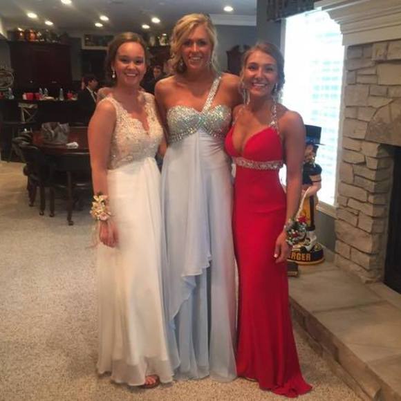 Meet your Posher, Erica - Picture 1 of 1