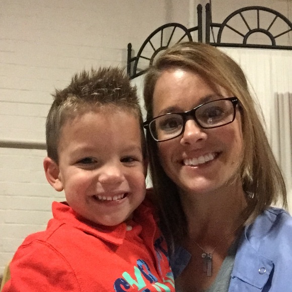 Meet your Posher, Molly