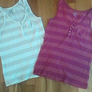 2 Old Navy Tanks!